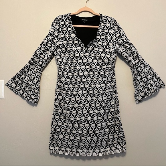Roz & Ali Bell Sleeve lace dress black/white lined size large - Picture 1 of 14